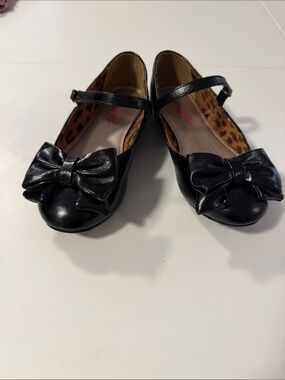 Jellypop Black Bow Mary Jane Flats with Strap - SZ 13M